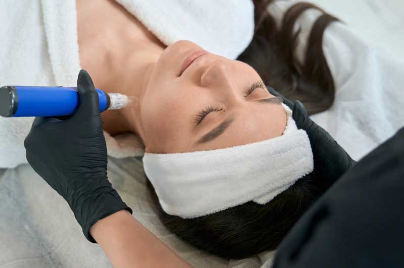 Skin Treatments in Houston Texas from Dermaluxe Spa - Come To Dermaluxe Spa Today to Book Your Appointment - Skin Treatments including Facials and Hydrafacials are a top selling service at Dermaluxe Spa in Houston Tx